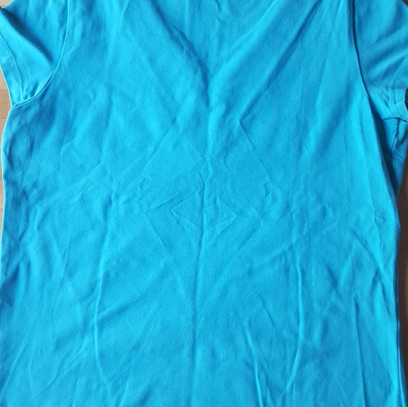 Izod V-neck tee - Picture 3 of 4